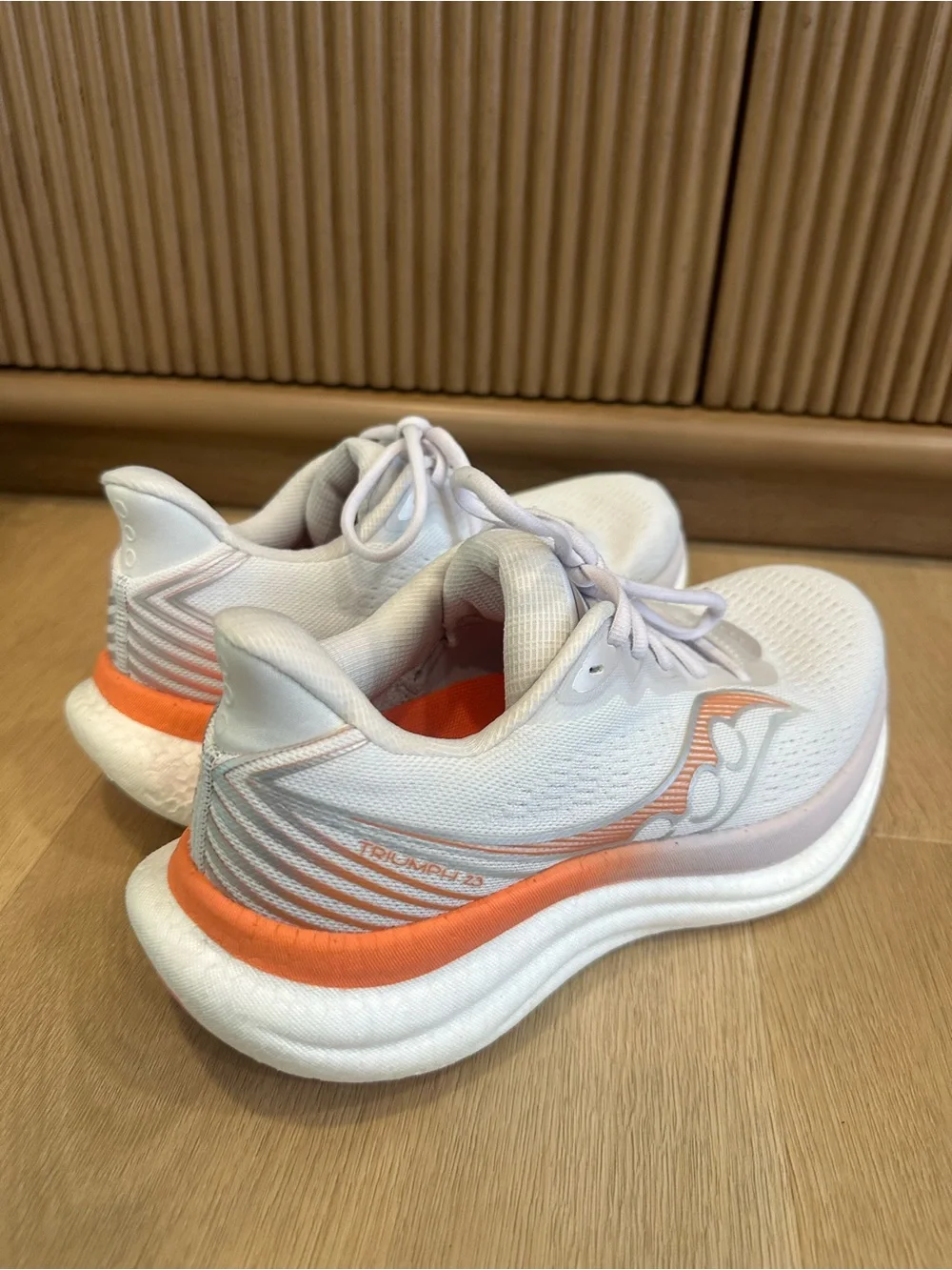 Saucony Triumph 23Women’s Running Shoes size 7.5